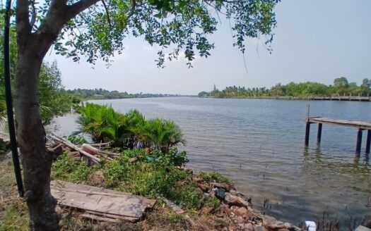 Riverfront Land For Sale on Fish Island!!!