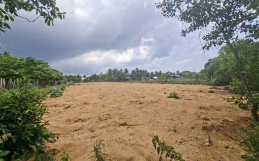 Land For Sale In Bokor District!!